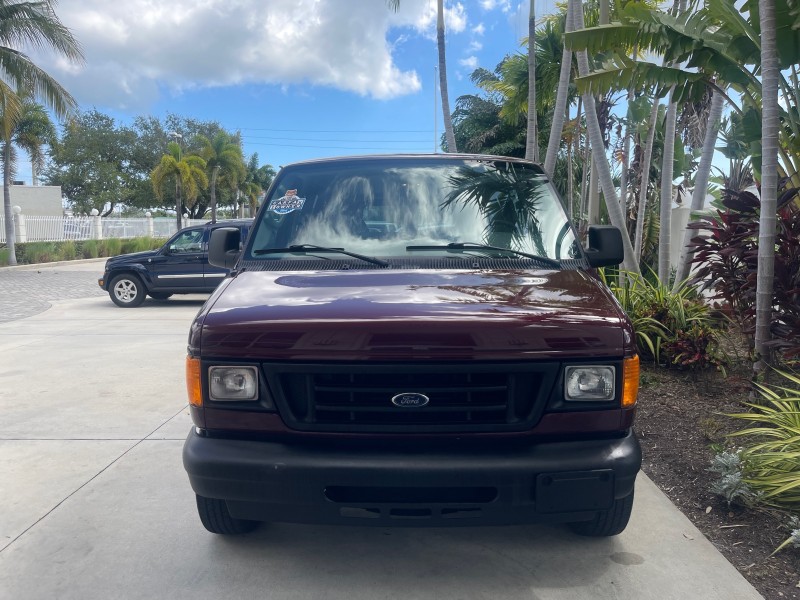 2006 Ford Econoline Wagon XLT 8 PASS LOW MILES 56328 in ,