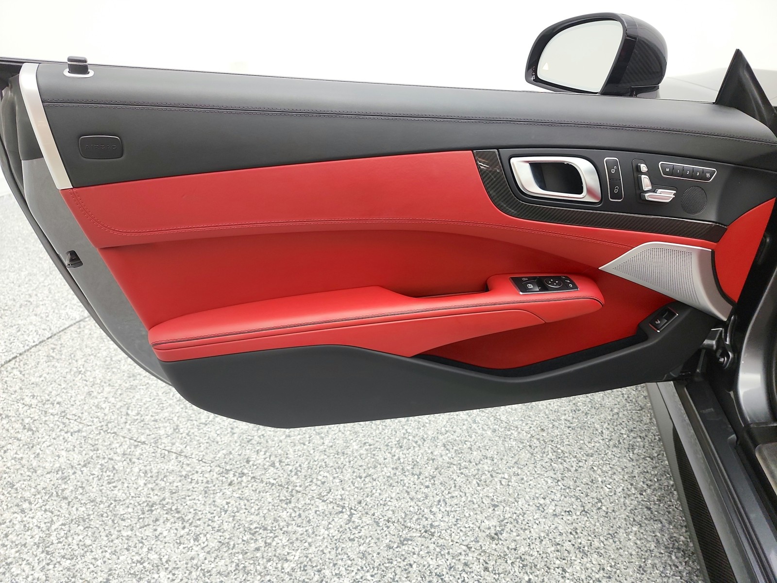 Used 2018 Selenite Grey Metallic Mercedes-Benz AMG® SL 63 Roadster image 10