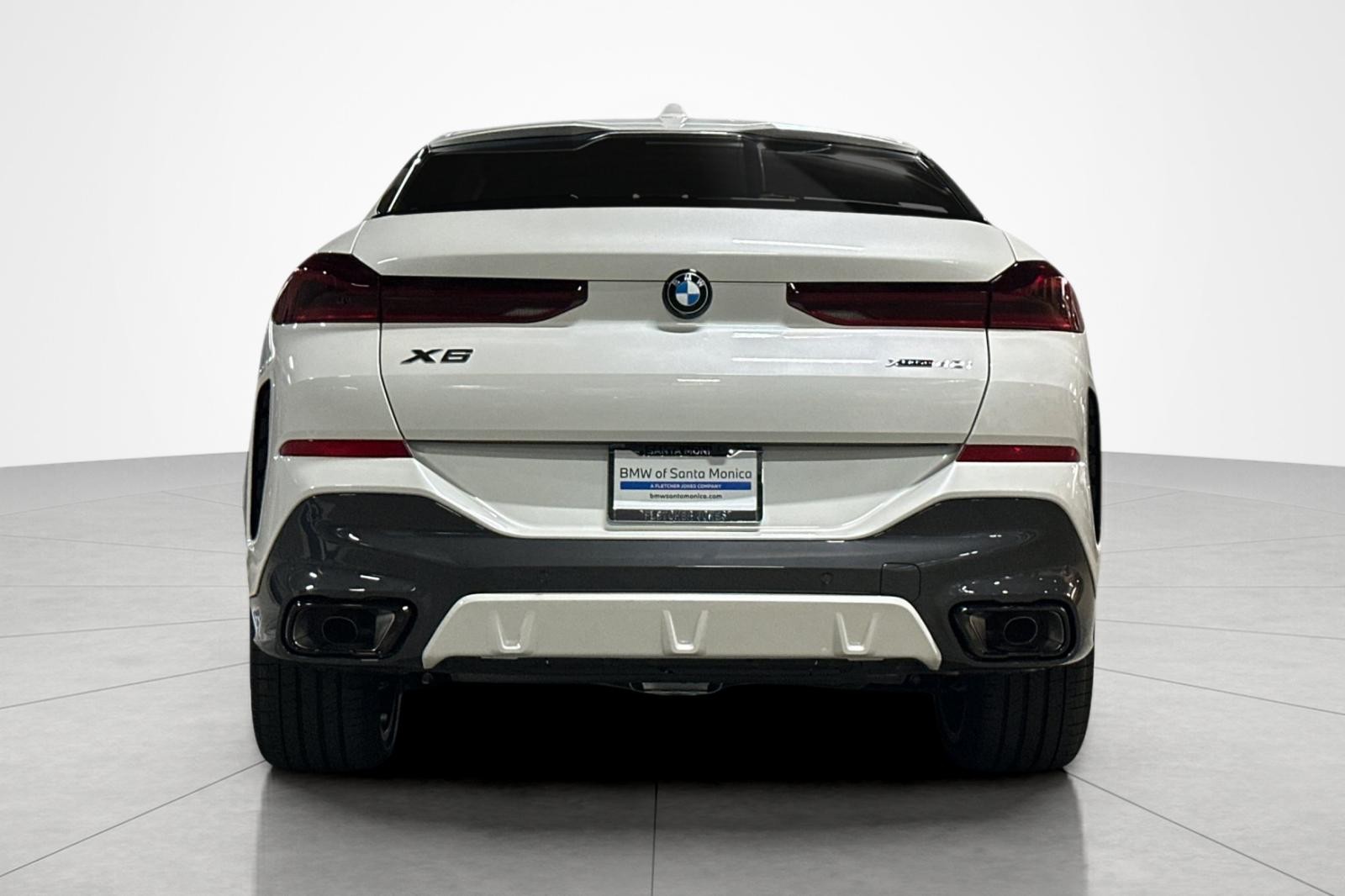 New 2027 Mineral White Metallic BMW xDrive40i image 4