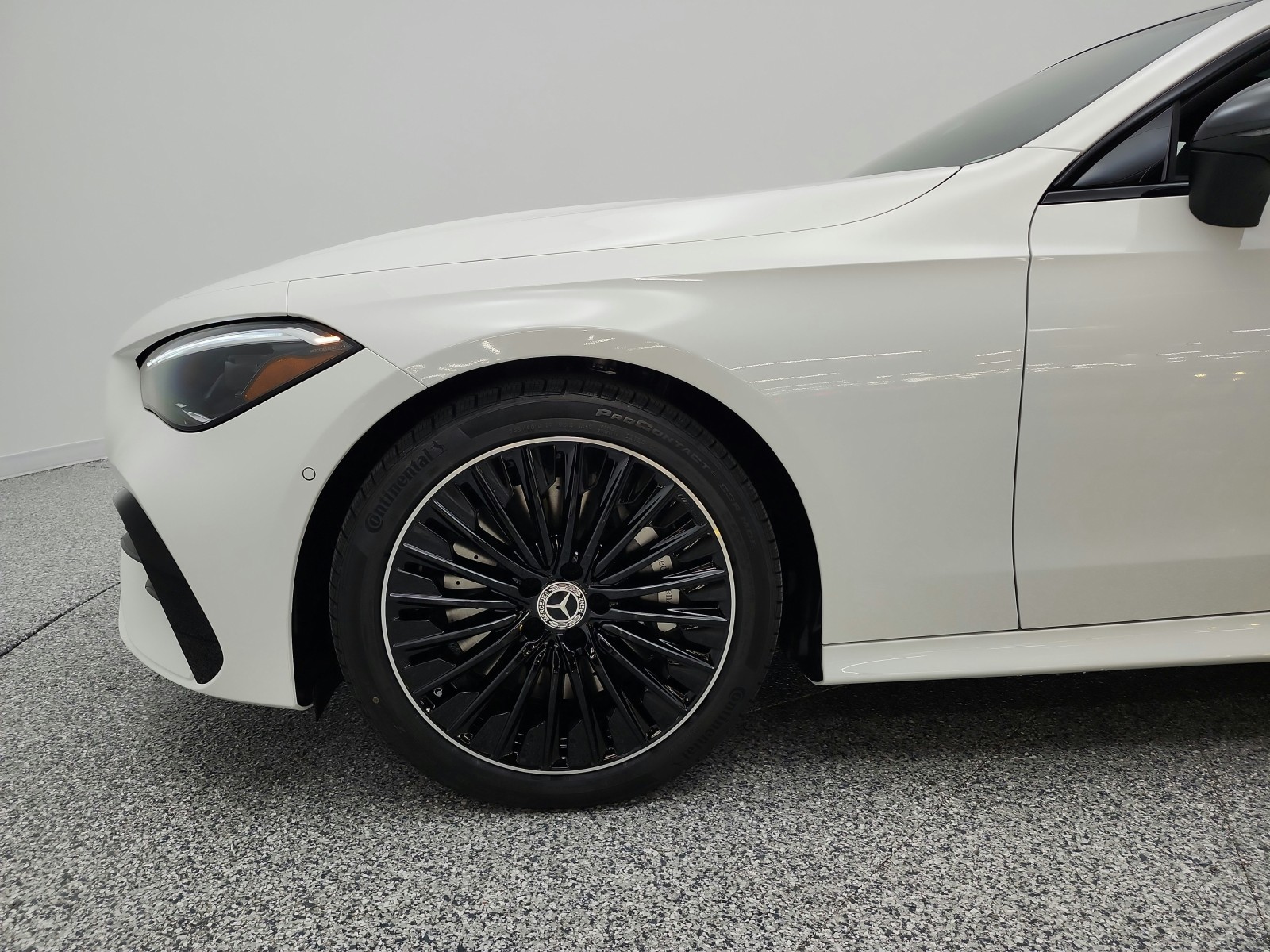 New 2026 Polar White Mercedes-Benz CLE 450 4MATIC® Coupe image 15
