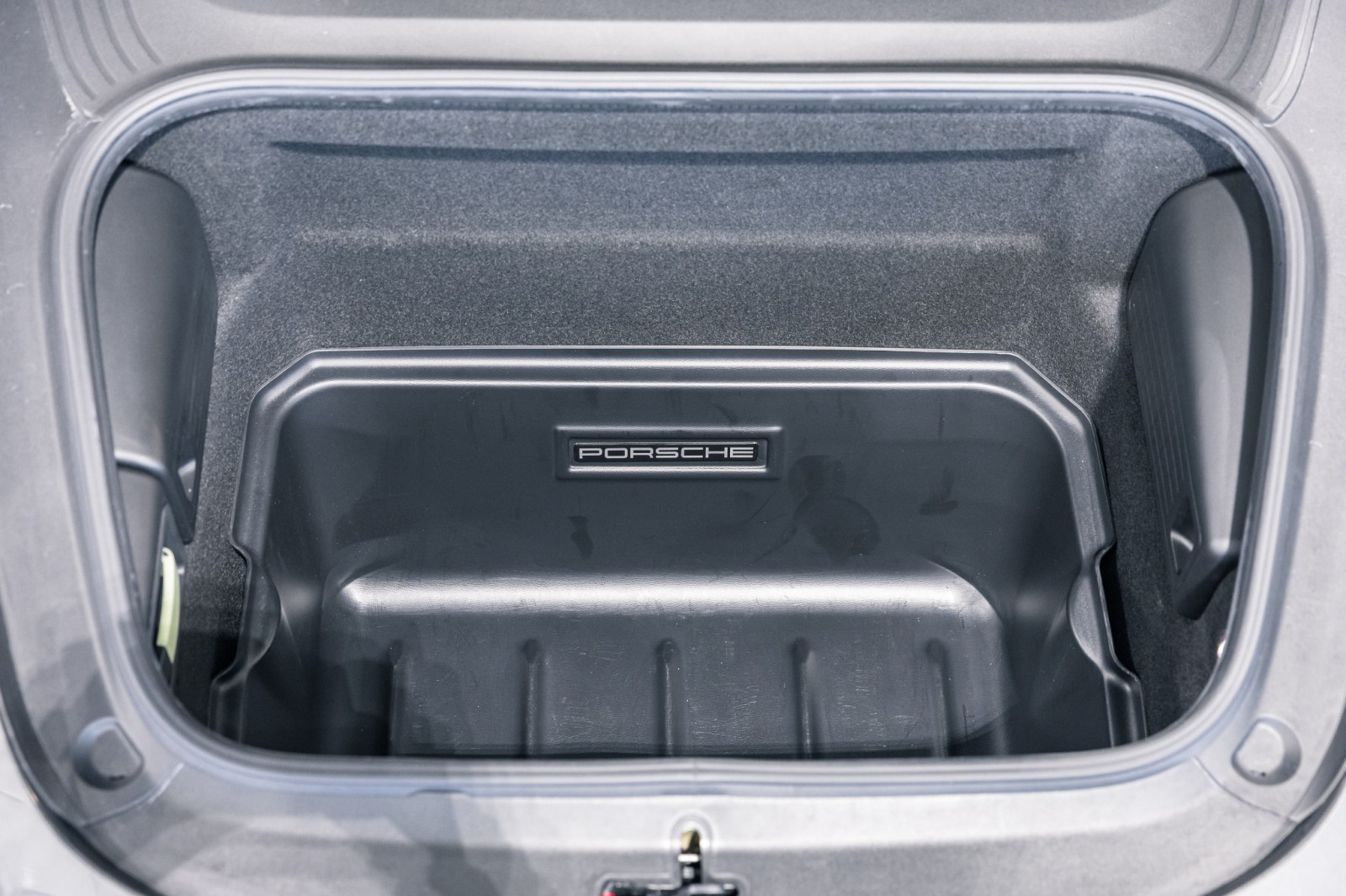 Used Car 2019 Porsche 911  Carrera S - Sport Chrono Package - Sport Exhaust - Bose Surround Sound For Sale Under $130,000 In Boerne, Texas