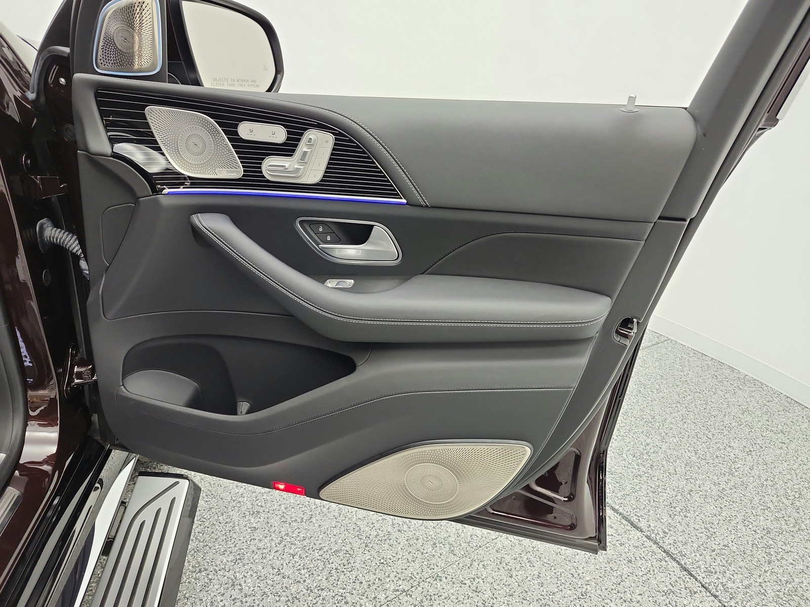 Certified Used 2024 Obsidian Black/Rubelite Red Mercedes-Benz Maybach GLS 600 4MATIC® SUV image 23