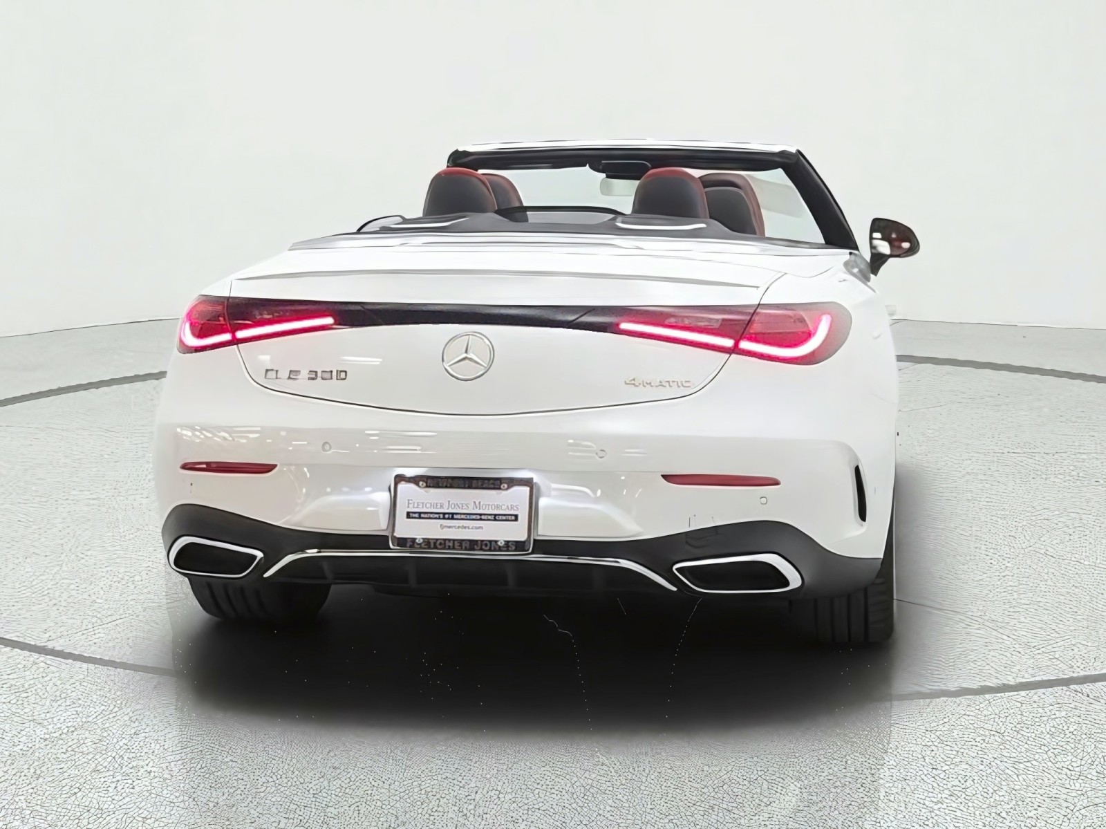 New 2026 MANUFAKTUR Moonlight White Metallic Mercedes-Benz CLE 300 4MATIC® Cabriolet image 6