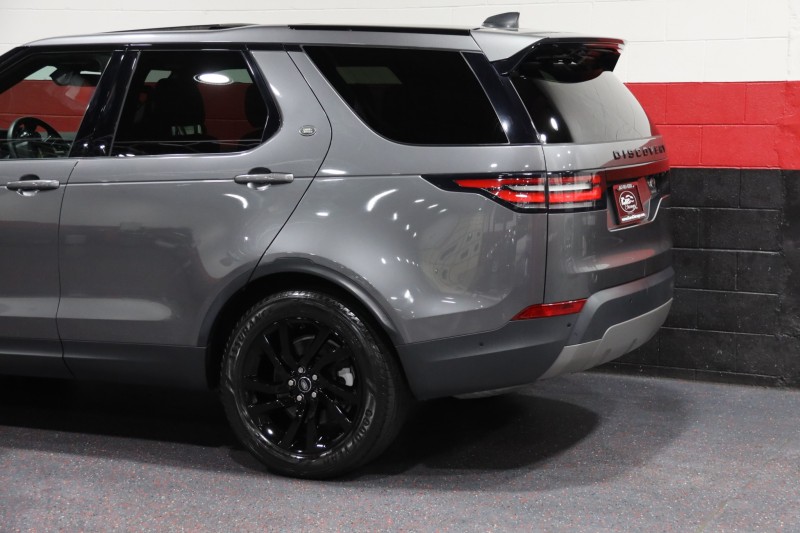 2018 Land Rover Discovery HSE V6 Supercharged 4dr Suv in , 