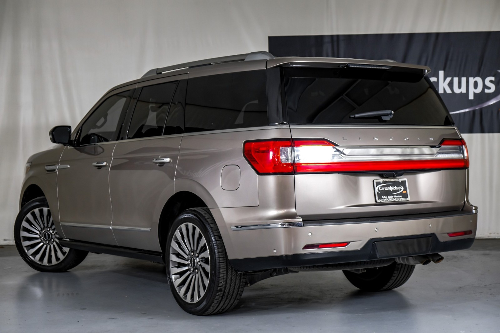 2019 Lincoln Navigator Reserve 10