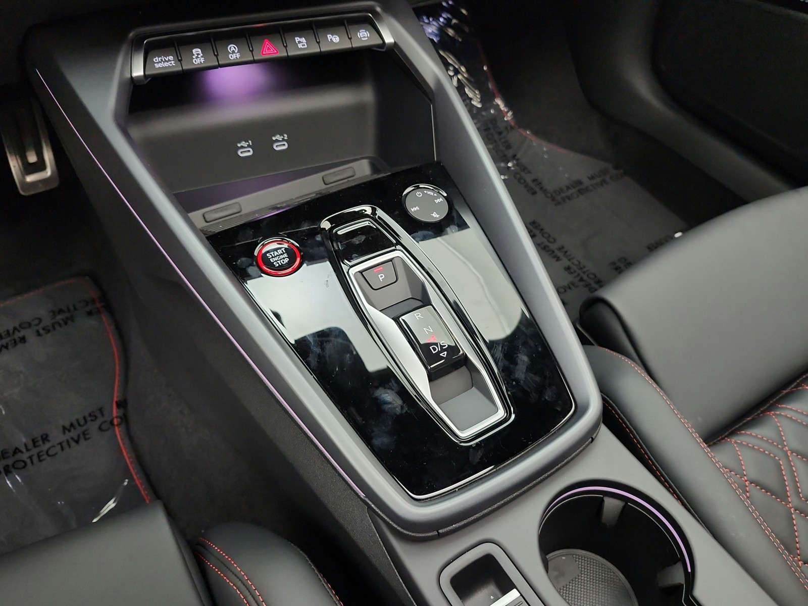 New 2026 Daytona Gray Pearl Effect Audi quattro image 10