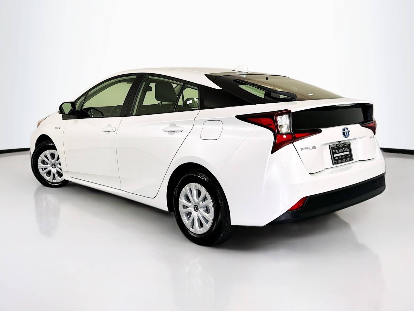 2021 Toyota Prius LE 7