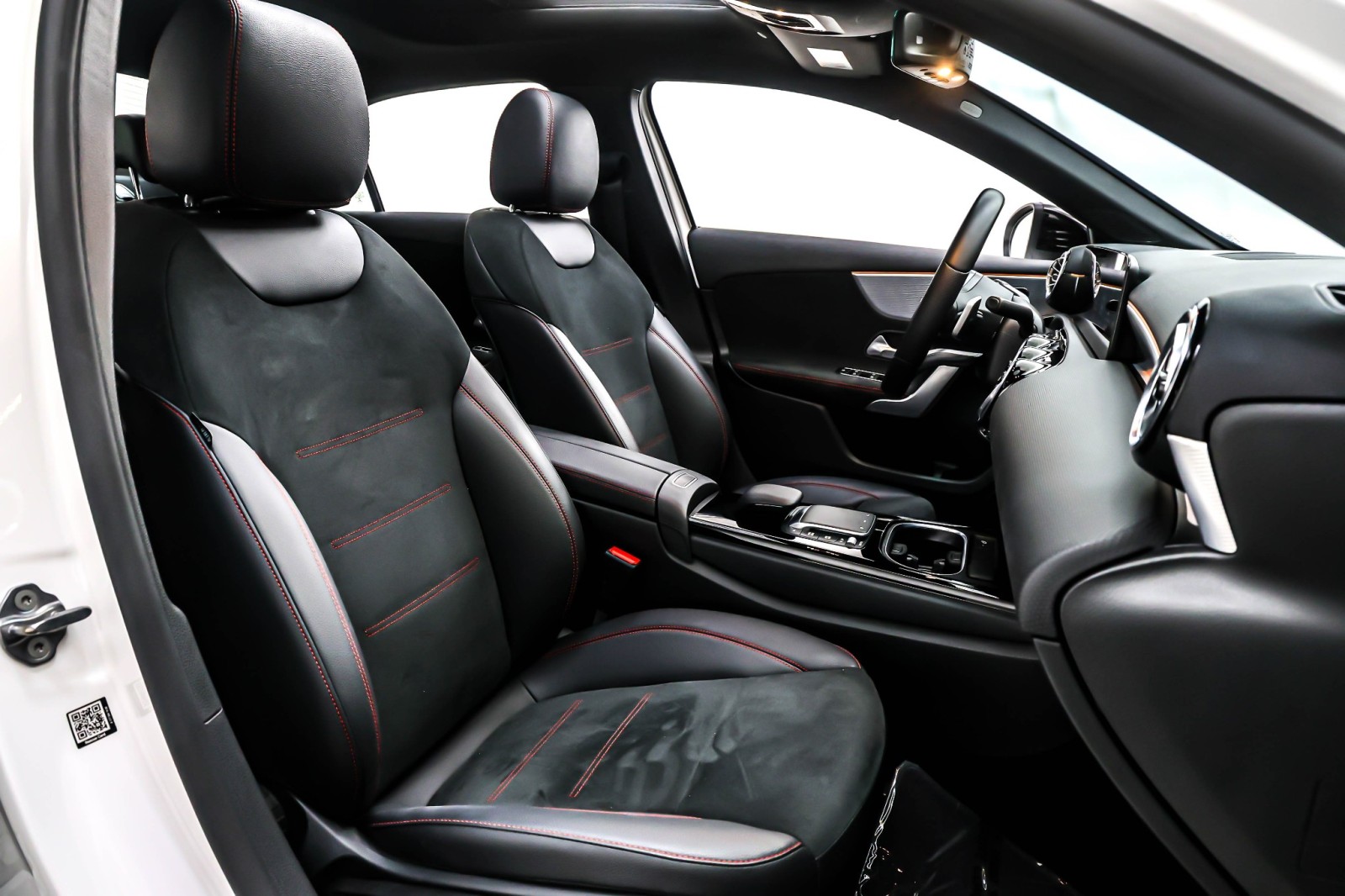 Used 2022 Polar White Mercedes-Benz A 220 Sedan image 7