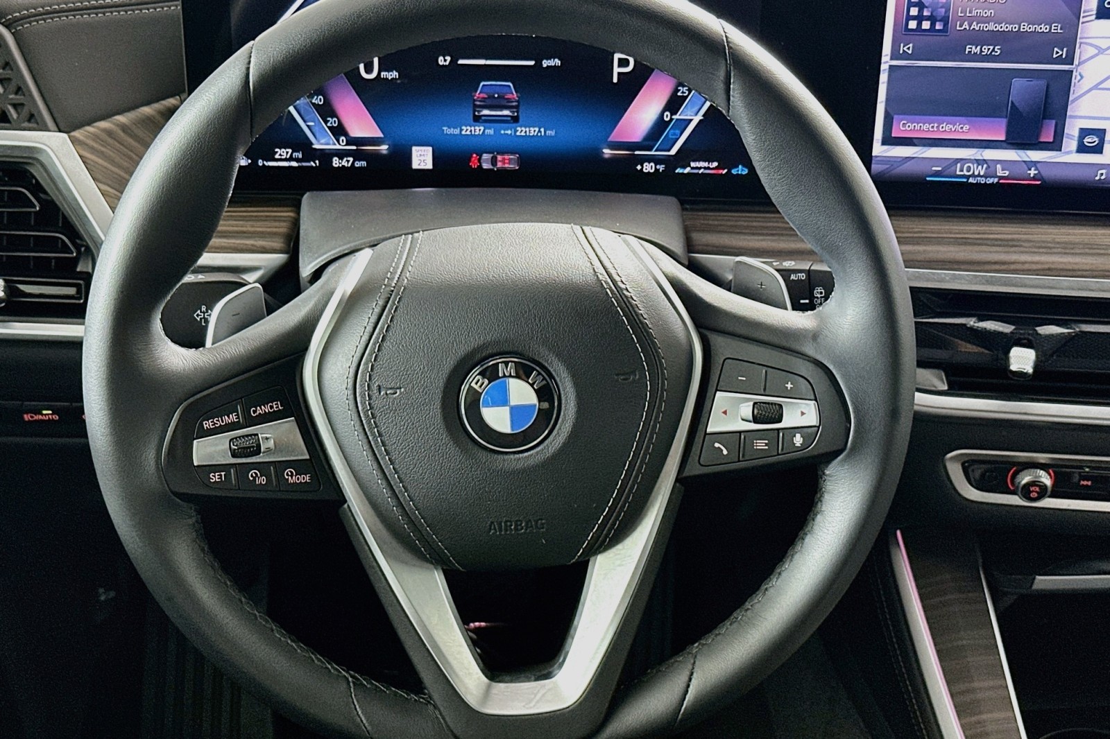 Used 2025 Black Sapphire Metallic BMW sDrive40i image 18