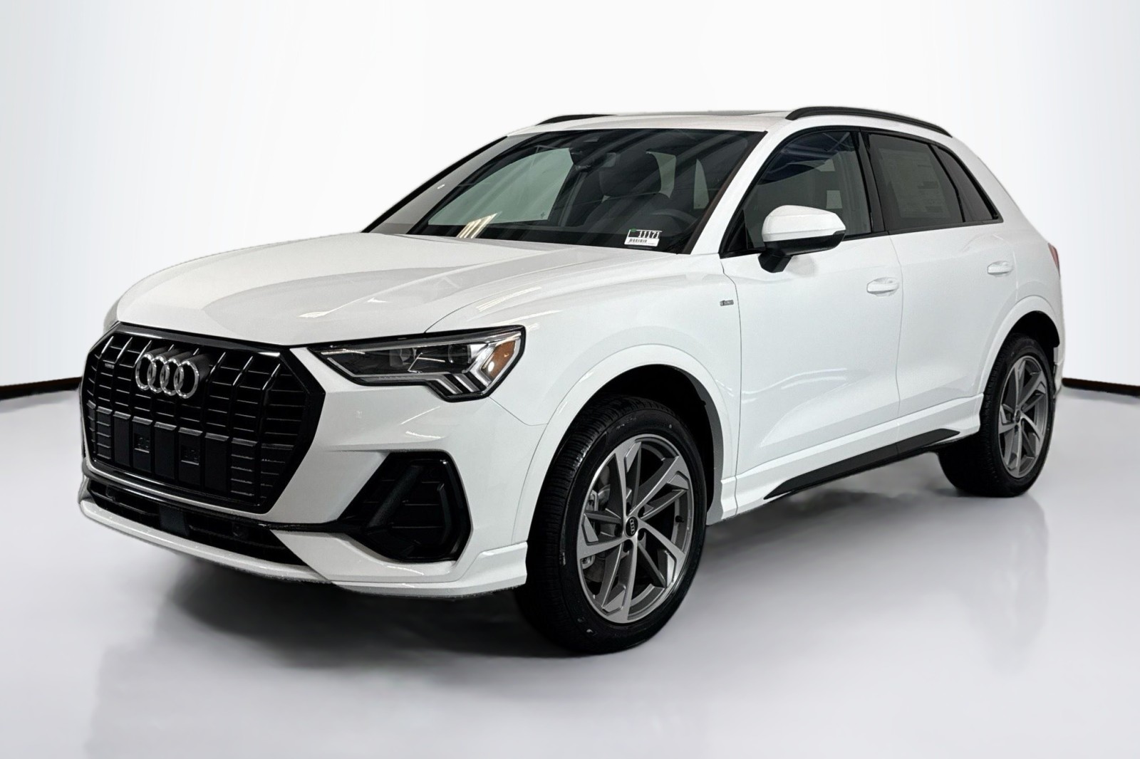 2025 Audi Q3 S Line Premium's photo