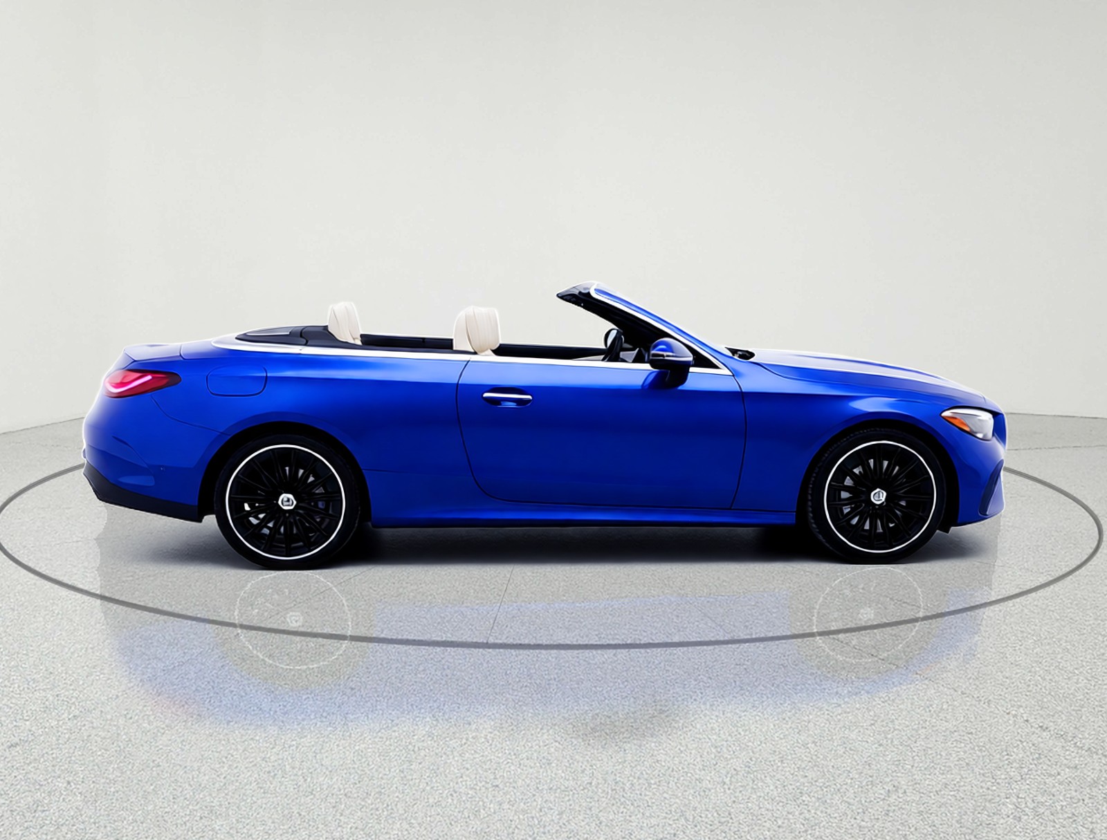 New 2026 Starling Blue Metallic Mercedes-Benz CLE 450 image 12