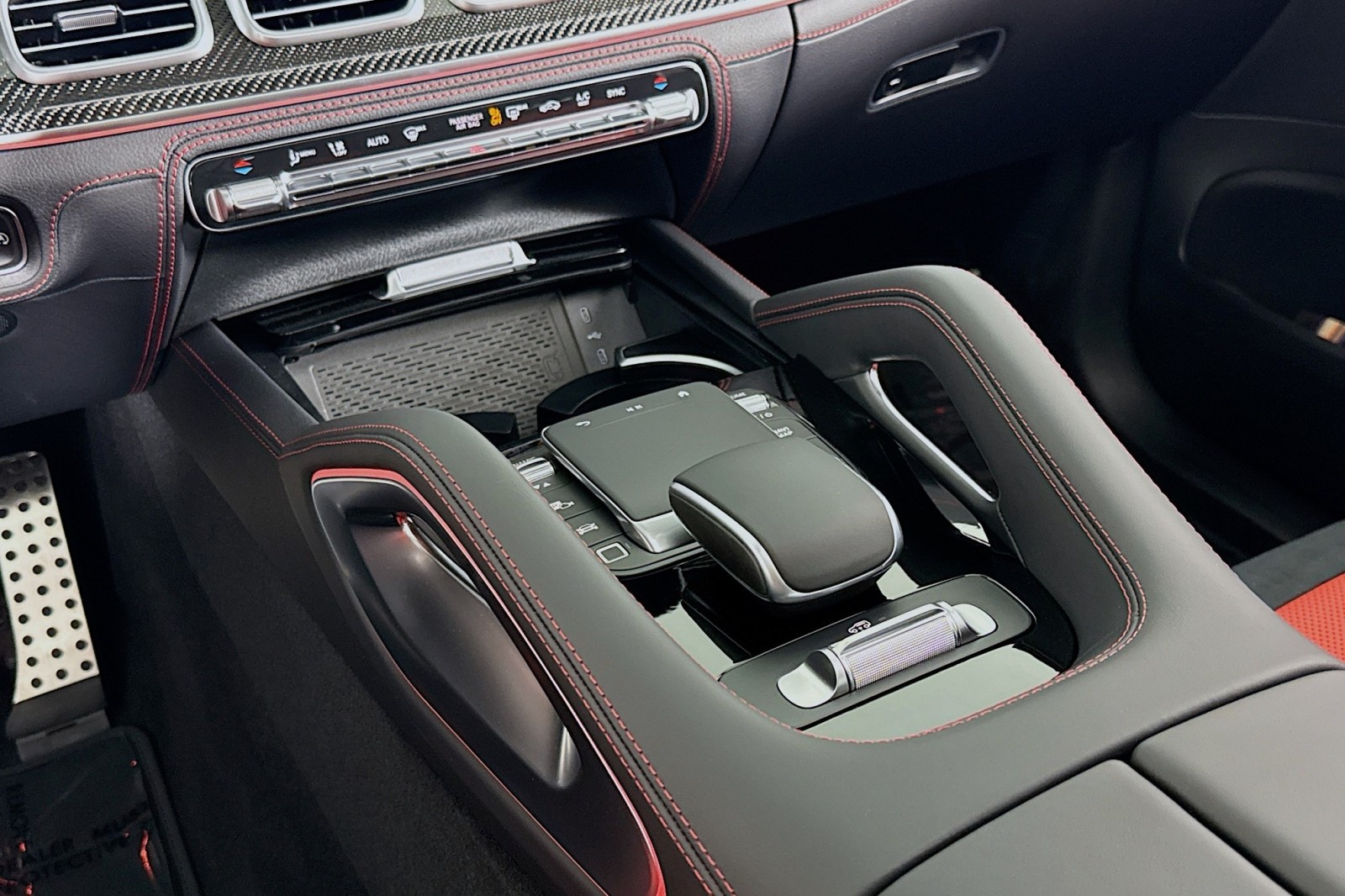 New 2026 Polar White Mercedes-Benz AMG® GLE 53 4MATIC+ SUV image 5