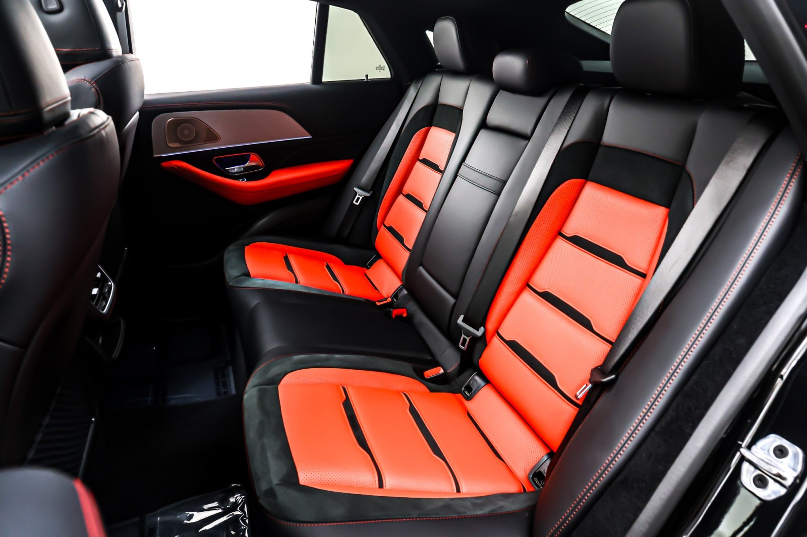 Used 2026 Obsidian Black Metallic Mercedes-Benz AMG® GLE 53 4MATIC+ Coupe image 8