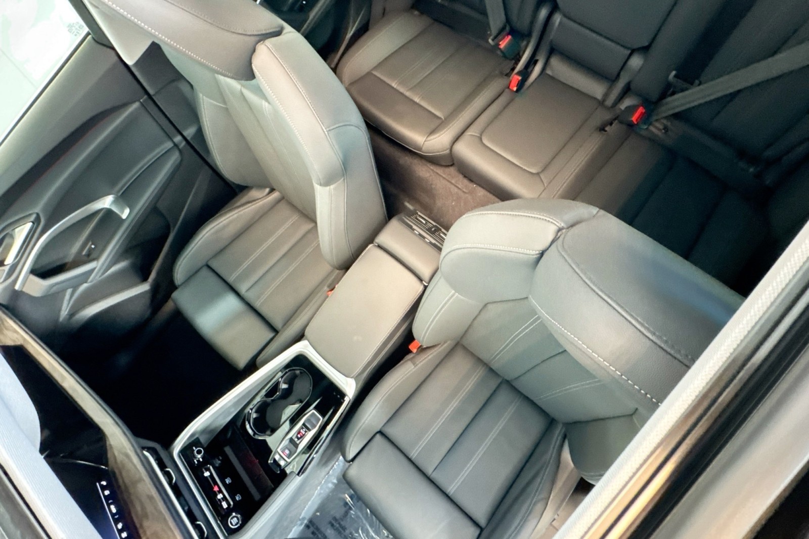 New 2025 Tambora Gray Metallic Audi Premium Plus 2.0 TFSI quattro image 18