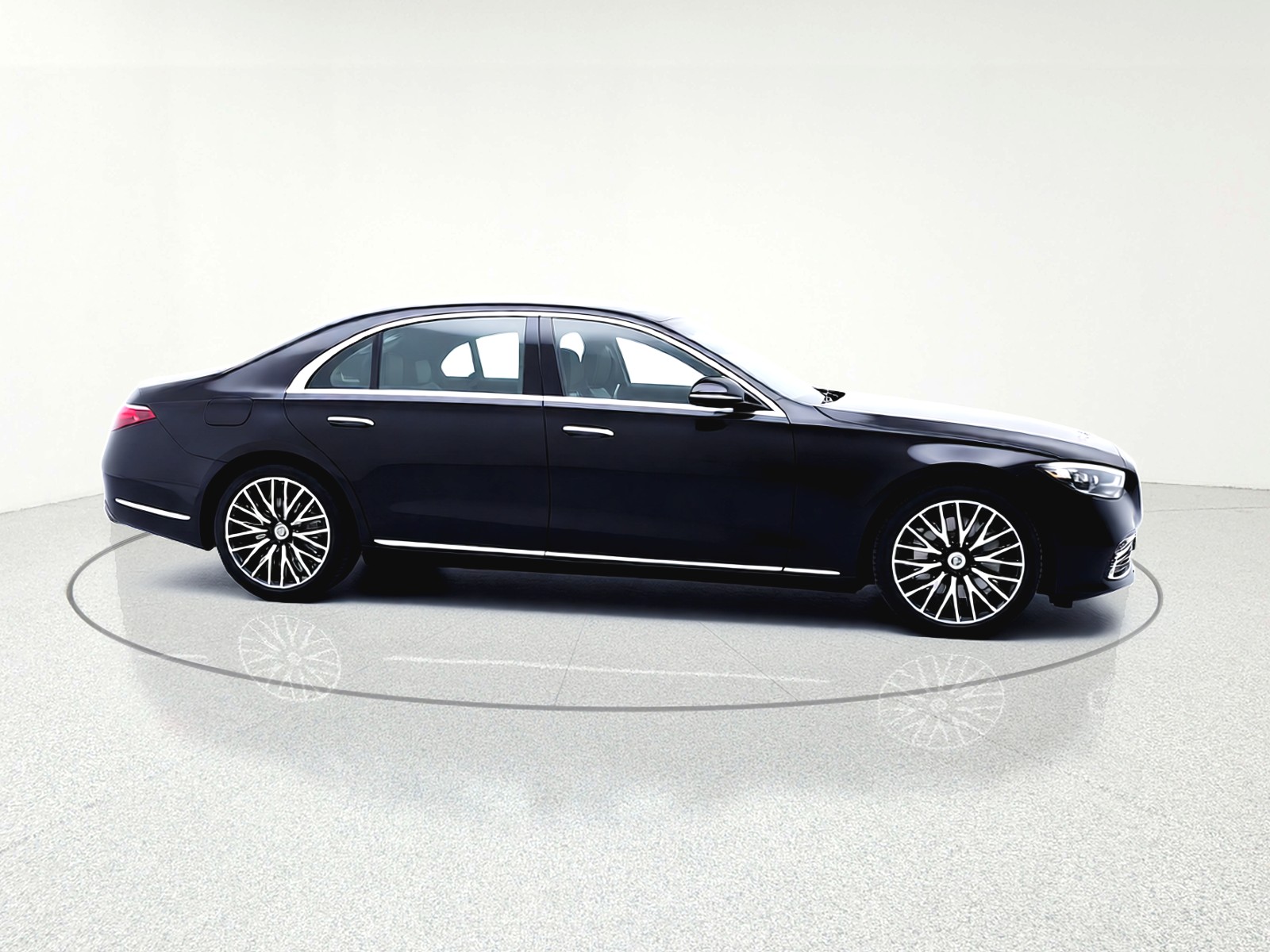 New 2026 Obsidian Black Metallic Mercedes-Benz S 500 image 10