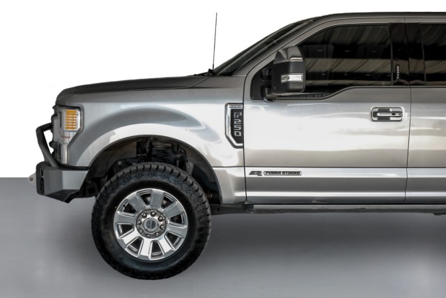 2022 Ford F-250 Platinum 11