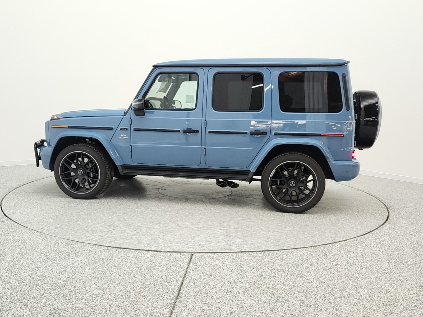 New 2026 MANUFAKTUR Signature China Blue Mercedes-Benz AMG® G 63 image 8