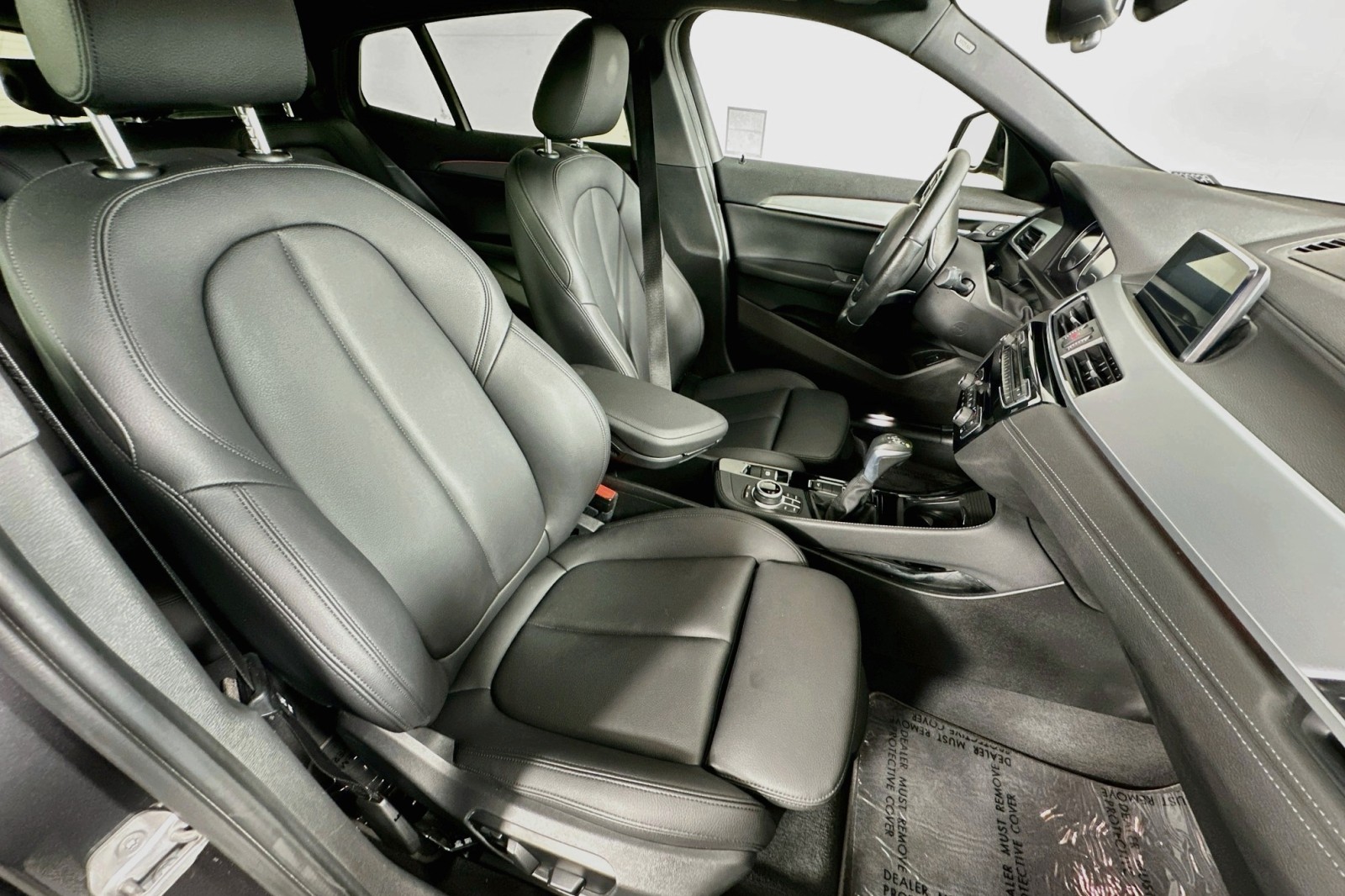 Used 2018 Mineral Gray Metallic BMW xDrive28i image 8
