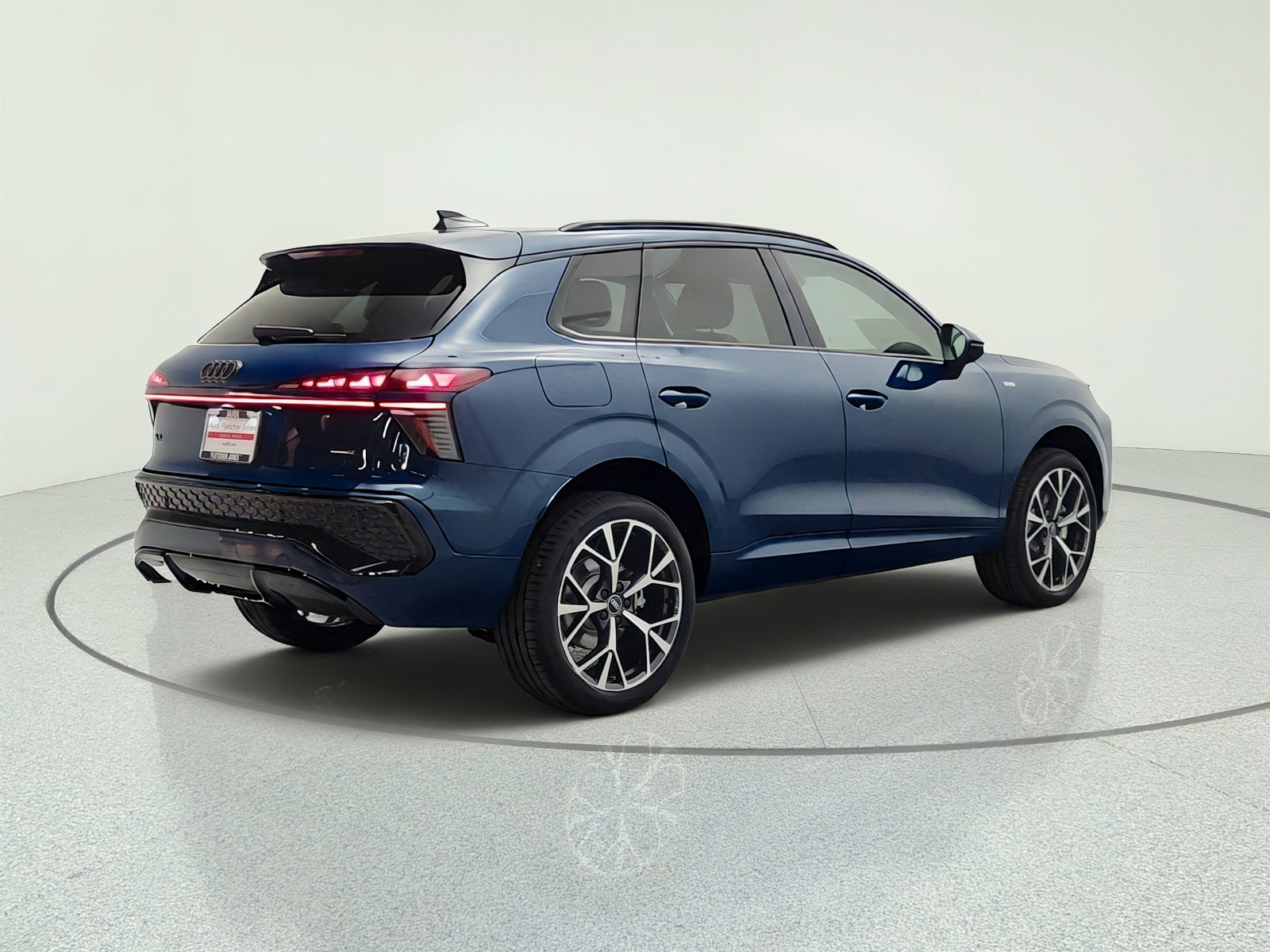 New 2026 Malpelo Blue Metallic Audi S line quattro image 5