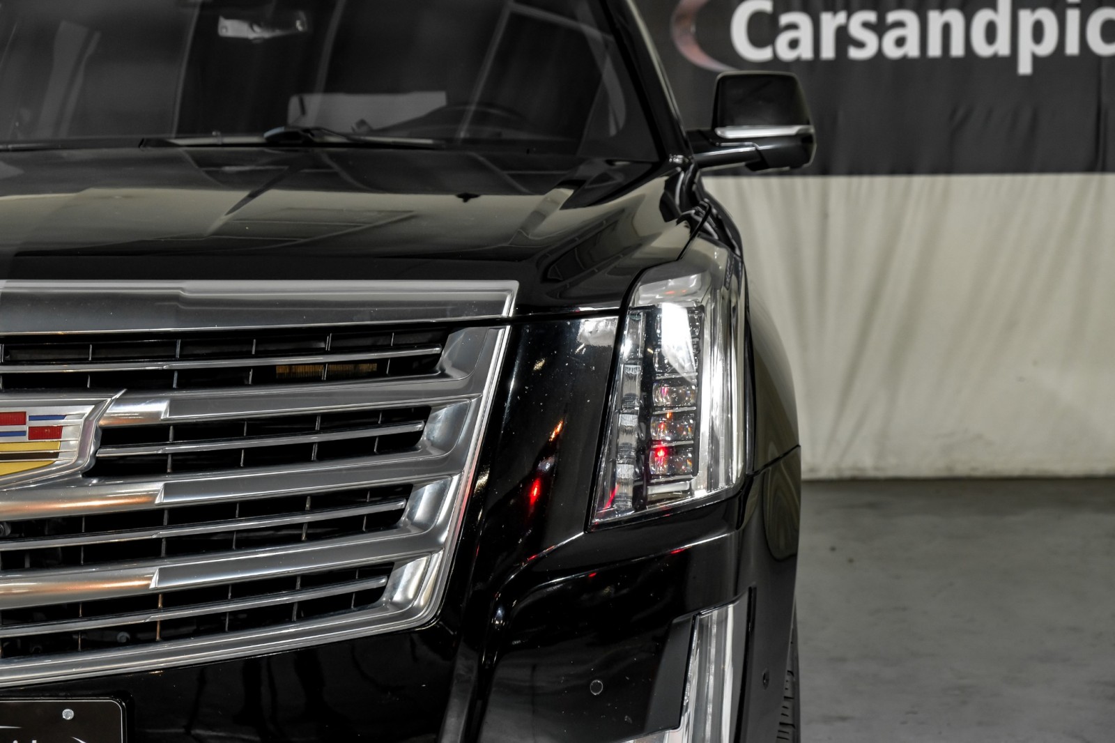 2019 Cadillac Escalade ESV Platinum 42