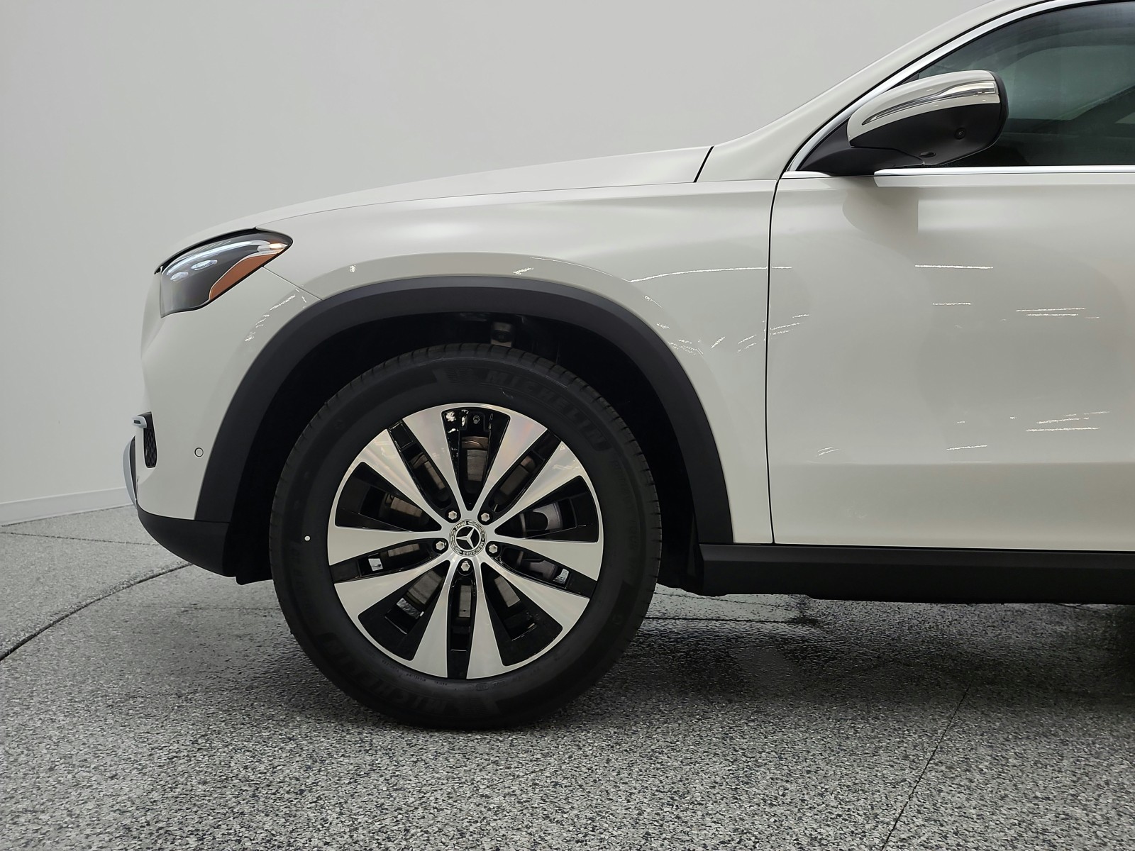 New 2026 Polar White Mercedes-Benz GLE 350 image 15