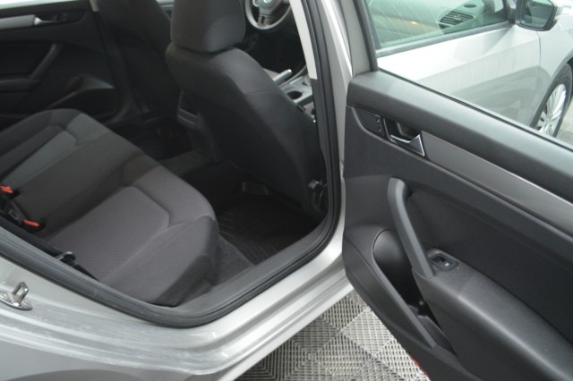 Used 2014 Volkswagen Passat S Sedan for sale in Geneva NY