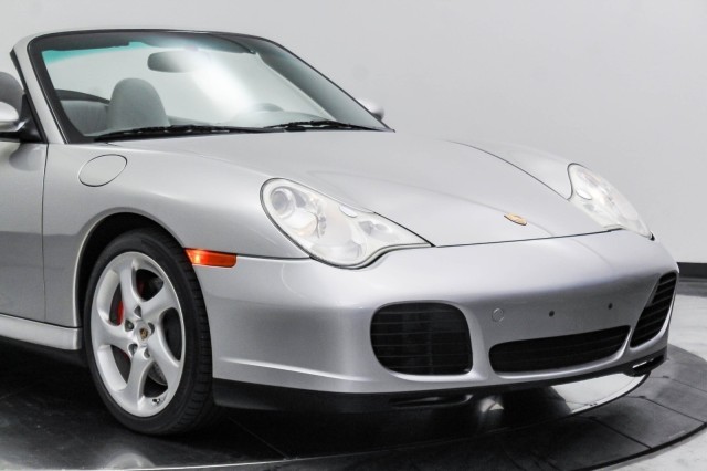 2004 Porsche 911 Carrera 4S 20