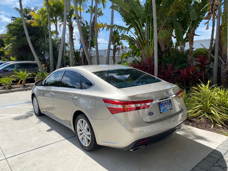 2013 Toyota Avalon XLE Premium LOW MILES 56,196 in , 