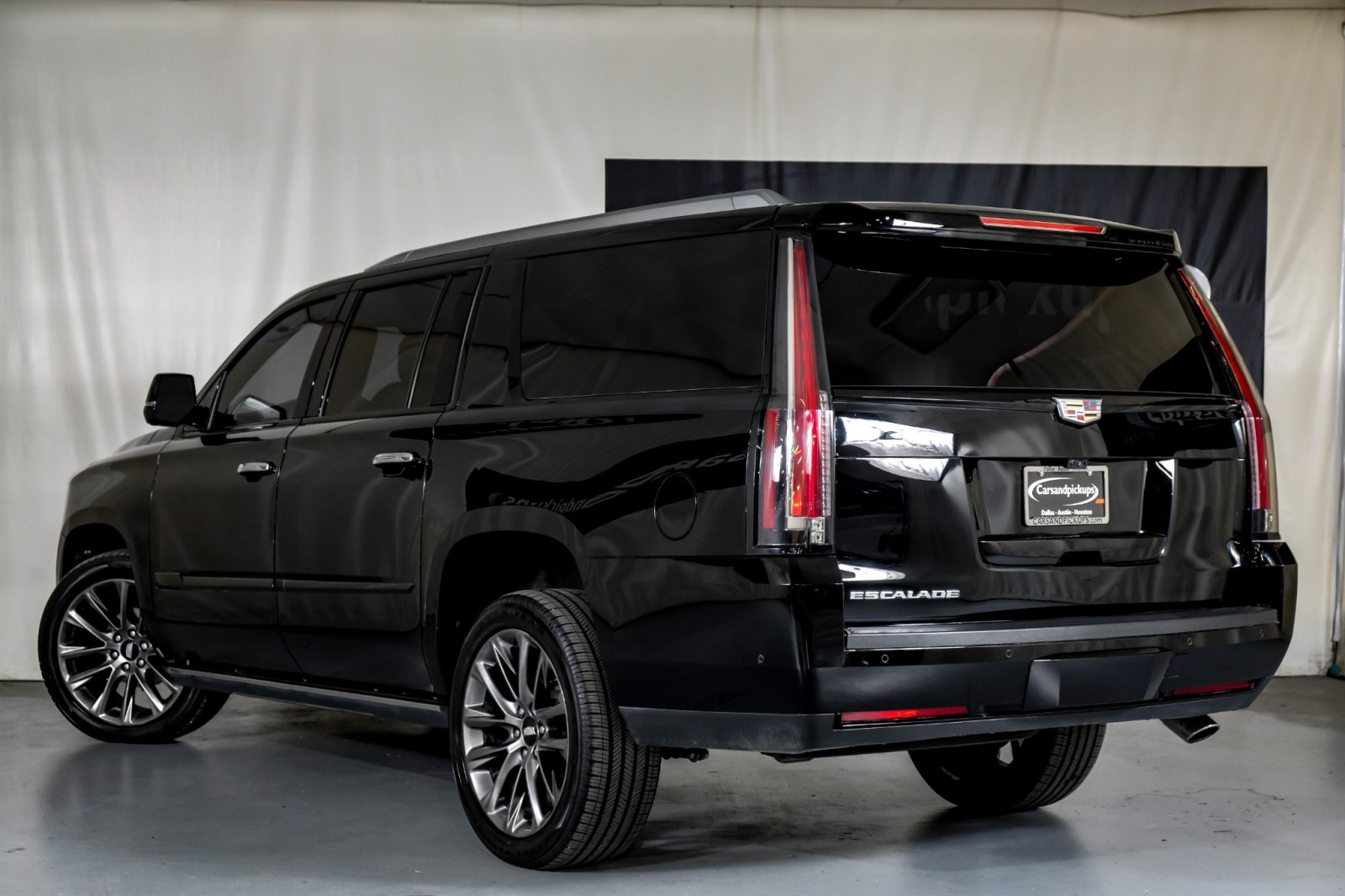 2020 Cadillac Escalade ESV Platinum 10