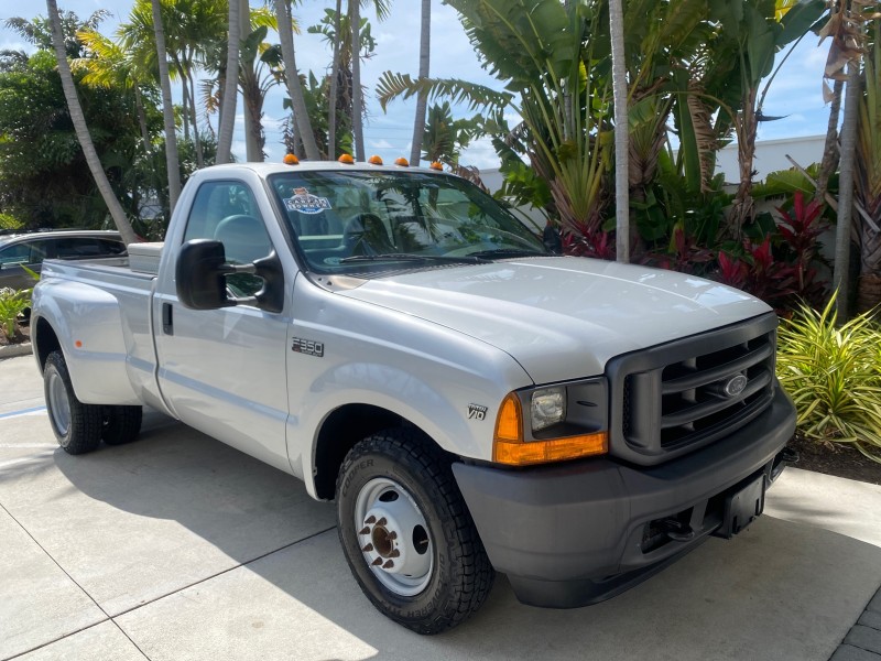 2001 Ford Super Duty F-350 DRW XL 1 OWNER LOW MILES 14,269 in , 