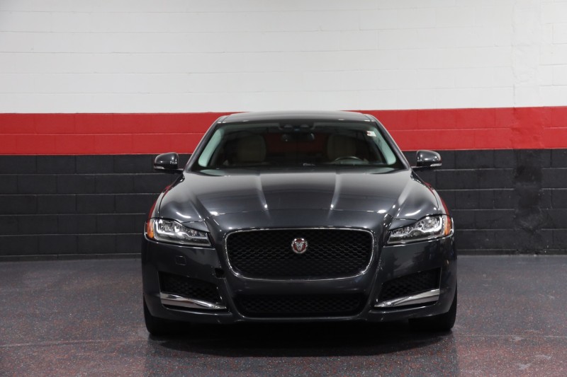 2016 Jaguar XF 35t Prestige AWD 4dr Sedan in , 