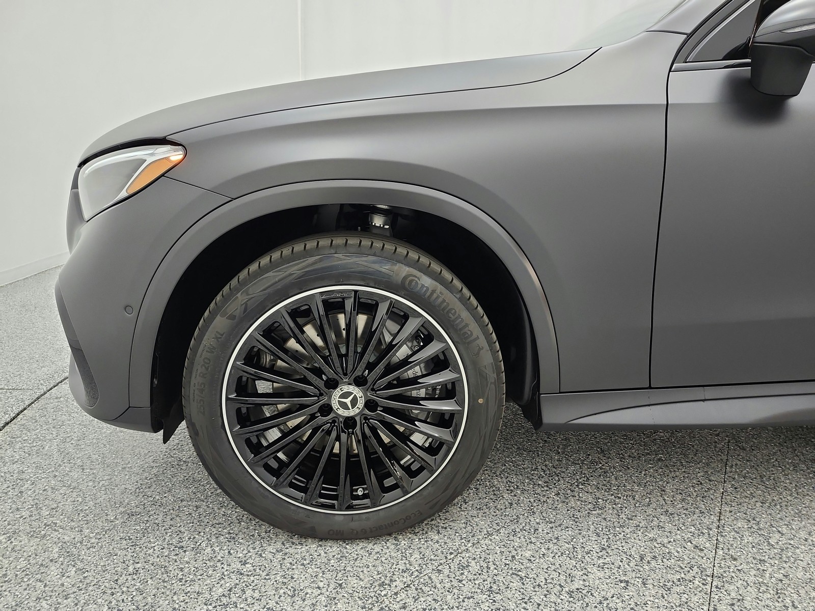 New 2027 MANUFAKTUR Graphite Grey Magno Mercedes-Benz GLC 300 SUV image 13