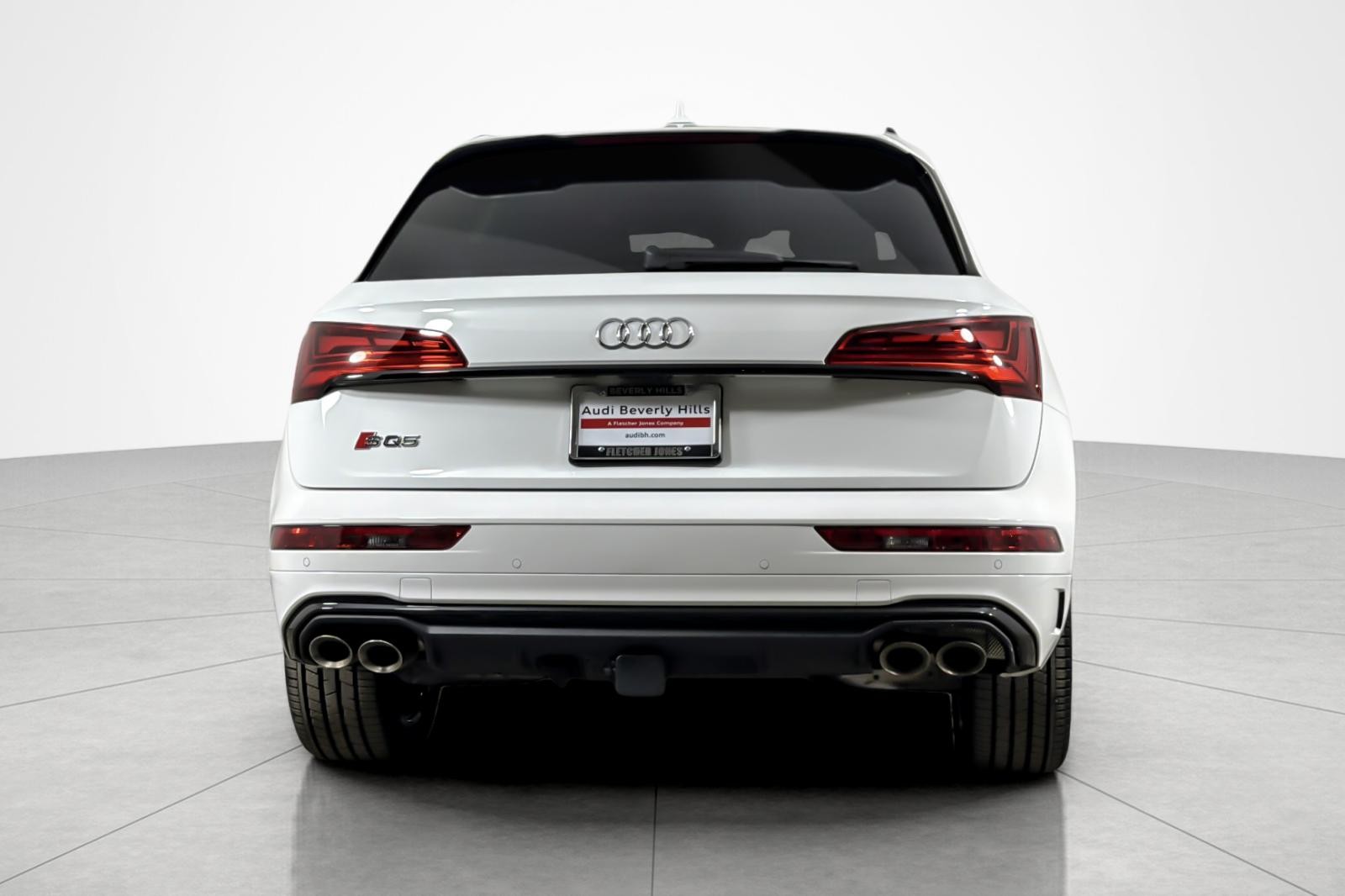 Used 2023 Ibis White Audi Premium Plus 3.0 TFSI quattro image 4