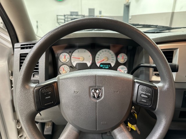 2007 Dodge Ram 3500 SLT DRW RWD Mega Cab 5.9L-Cummins in , 