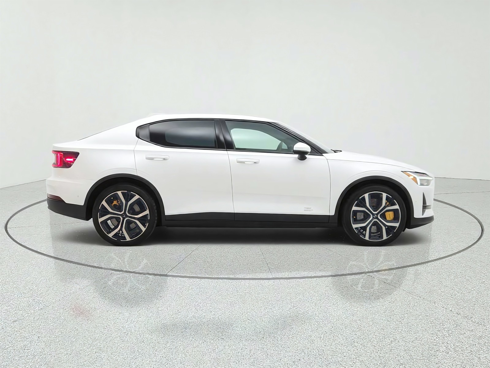 Used 2023 Snow Metallic Polestar Performance Plus image 4
