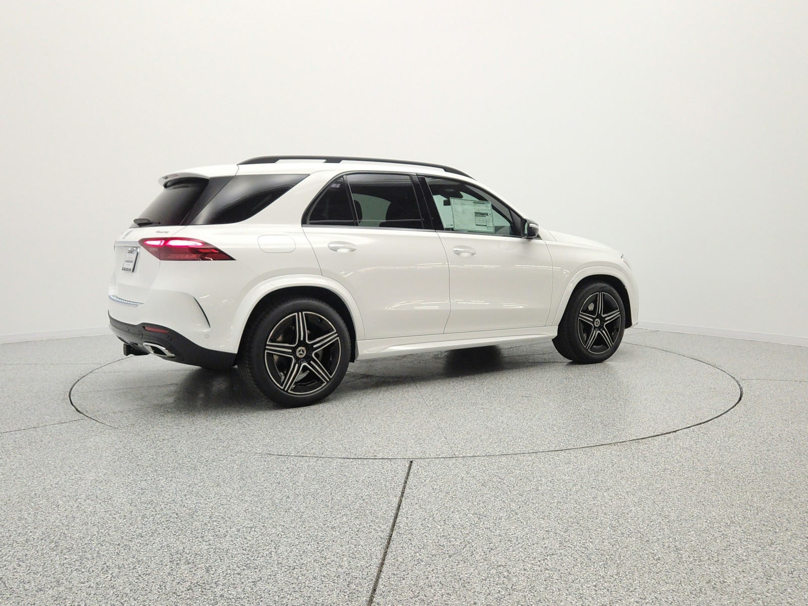 New 2026 Polar White Mercedes-Benz GLE 450 4MATIC® SUV image 5
