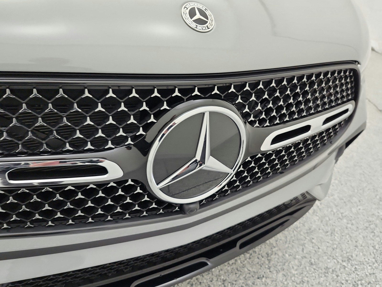 New 2026 MANUFAKTUR Alpine Grey Mercedes-Benz GLC 300 image 14