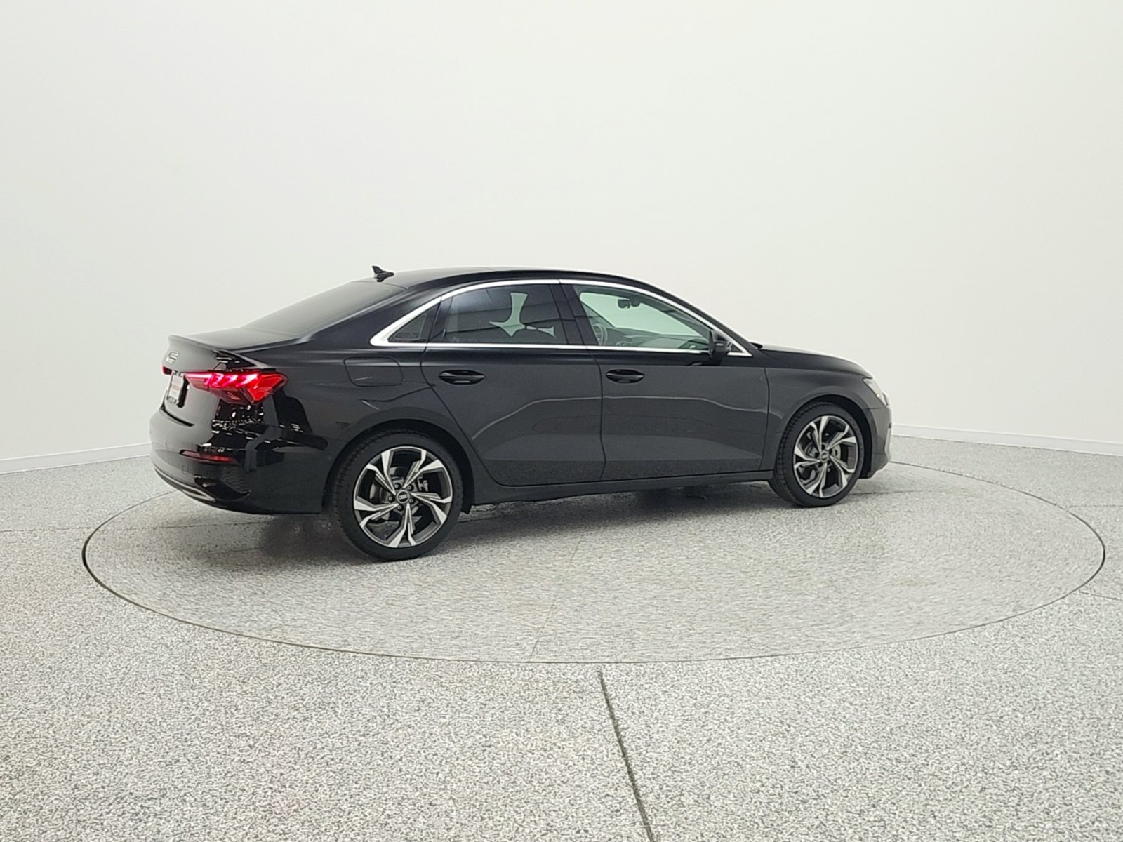 Used 2022 Brilliant Black Audi Premium 40 TFSI image 5