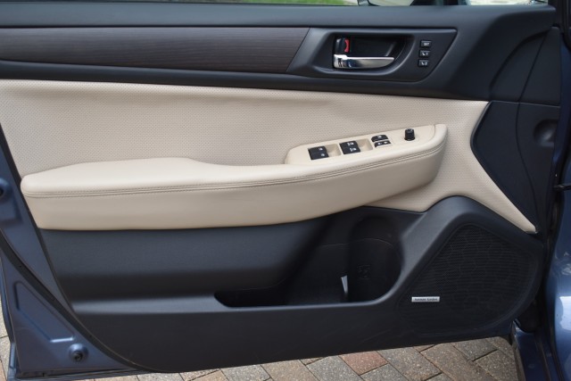 2016 Subaru Legacy Limited AWD Navi Leather Moonroof Blind Spot Rear  26