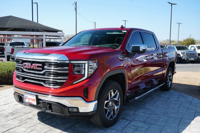 2026 GMC Sierra 1500 SLT Crew Cab 4WD