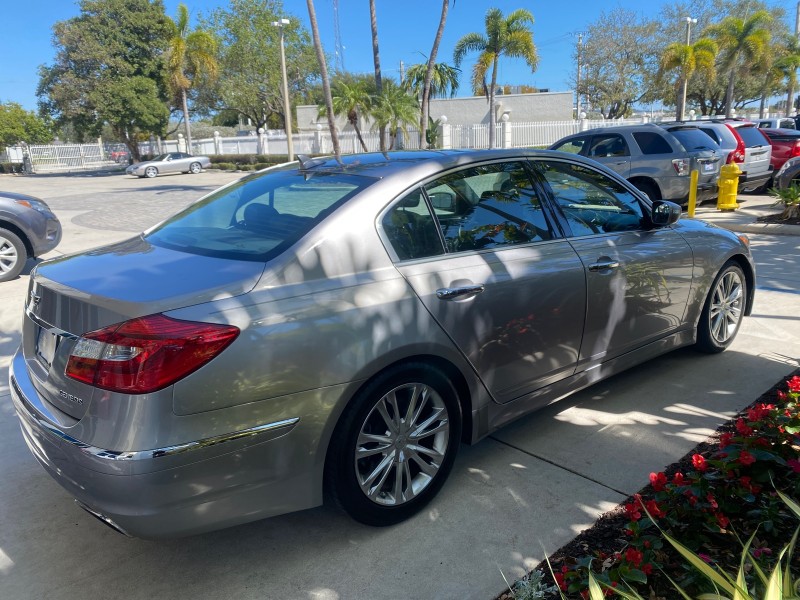 2012 Hyundai Genesis 3.8L SUNROOF PREM PKG in , 
