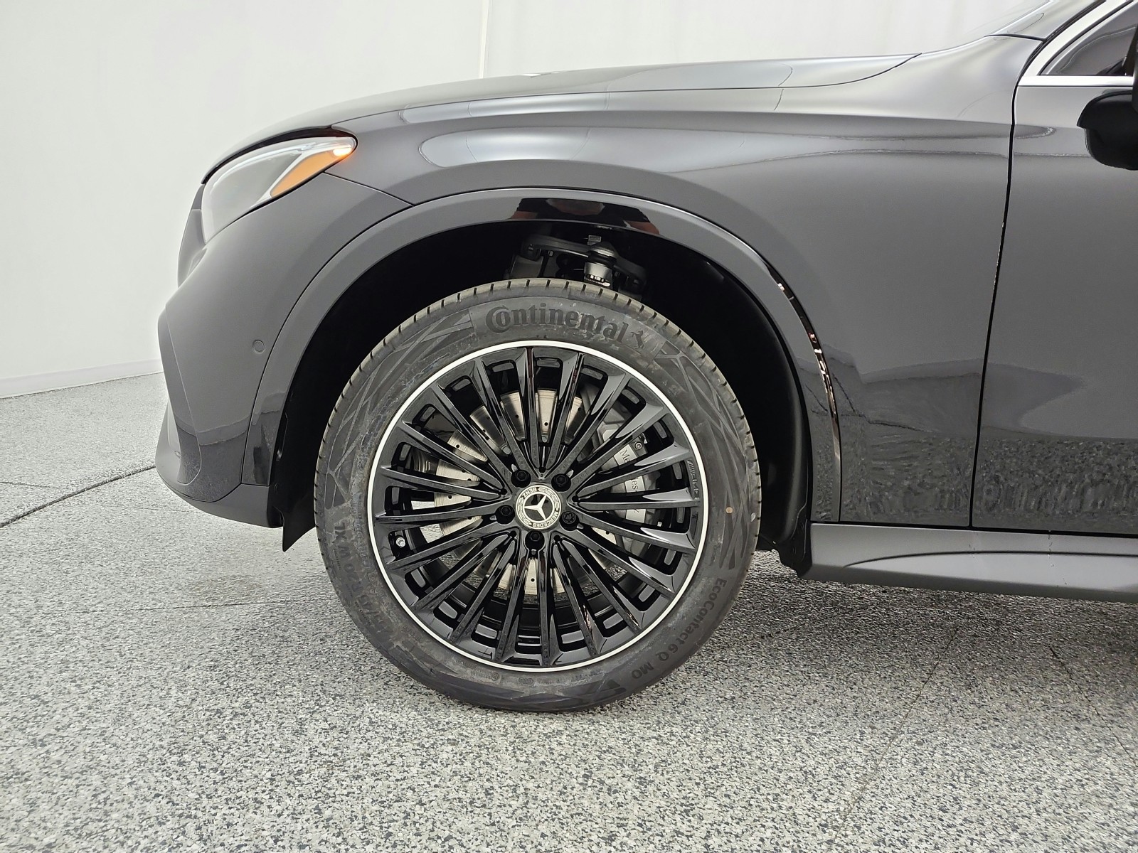 New 2027 Black Mercedes-Benz GLC 300 SUV image 13