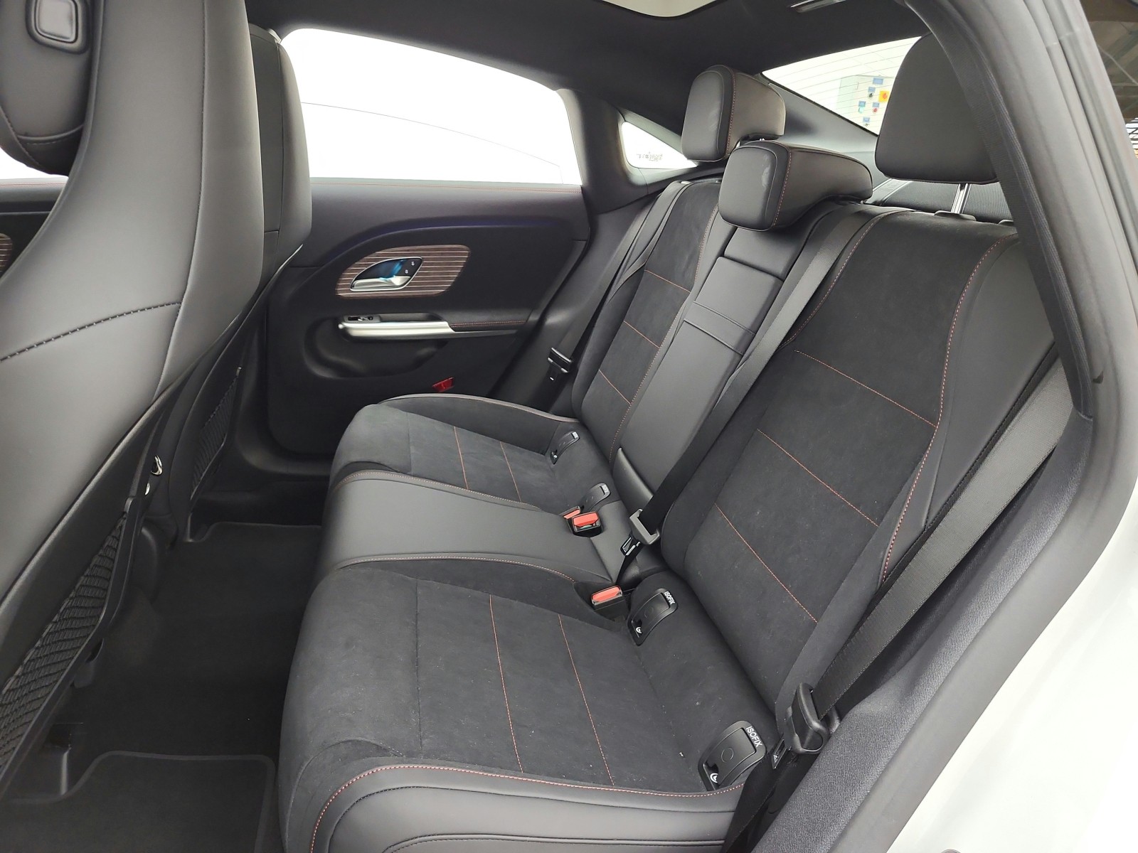 New 2027 Polar White Mercedes-Benz CLA 220 Hybrid FWD image 11