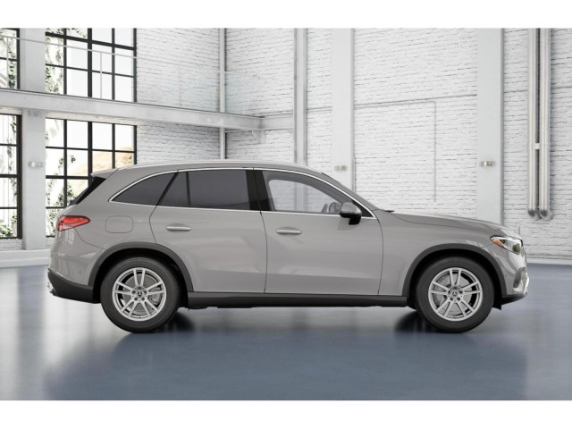 2025 Mercedes-Benz GLC GLC 300 2