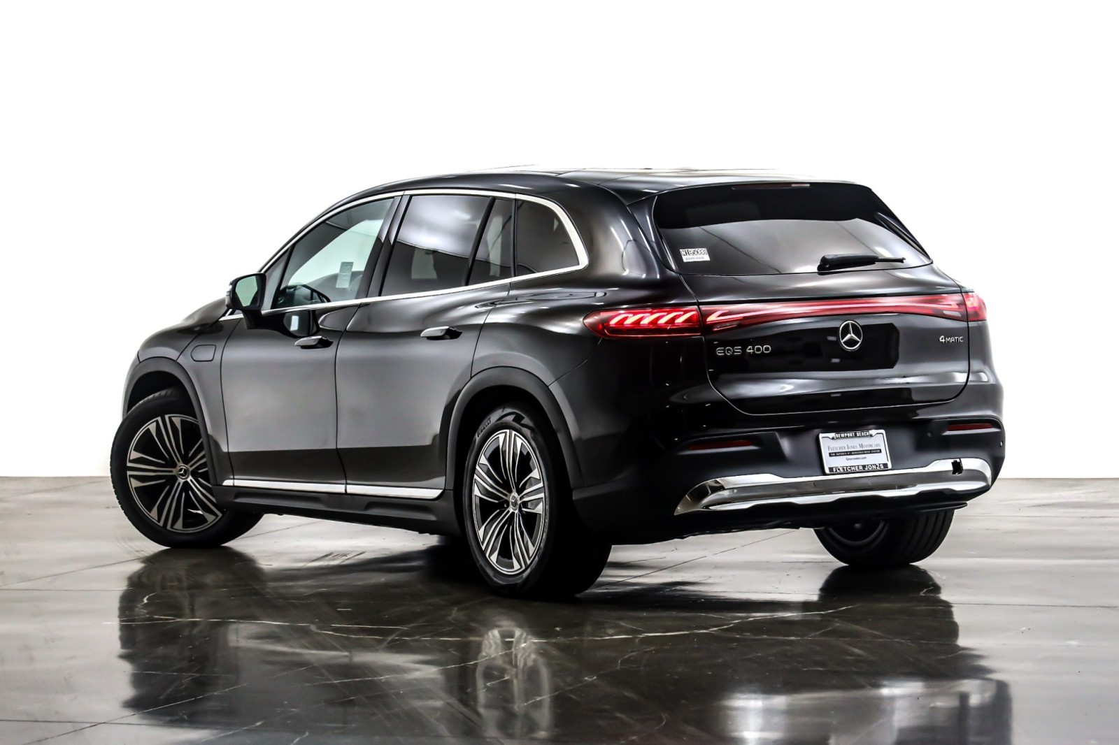 New 2026 Black Mercedes-Benz EQS 400 4MATIC® SUV image 9