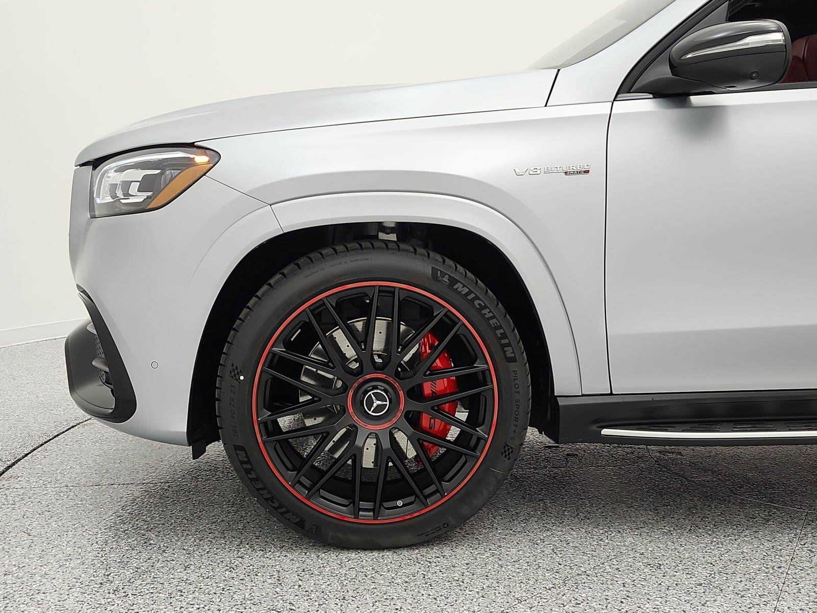 New 2026 SIGNATURE CIRRUS SIL Mercedes-Benz AMG® GLS 63 image 13