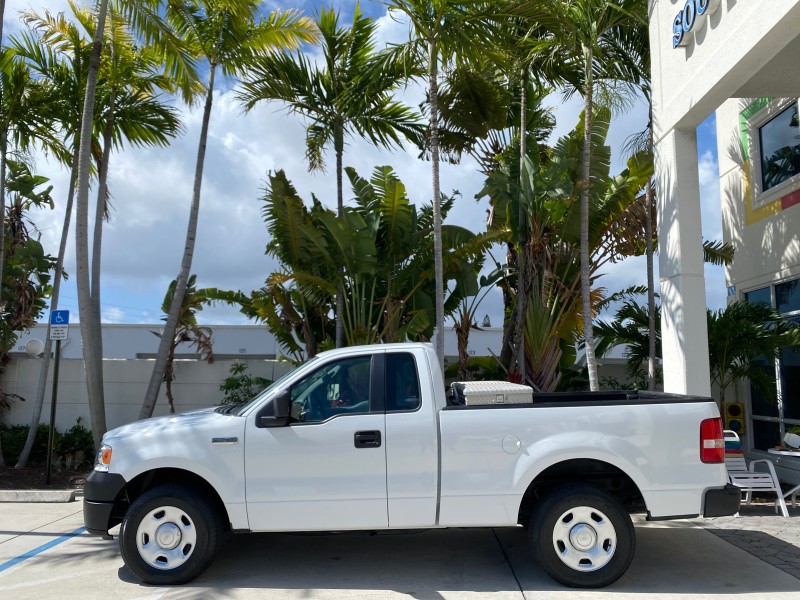 2005 Ford F-150 PU STX LOW MILES 18,931 in , 