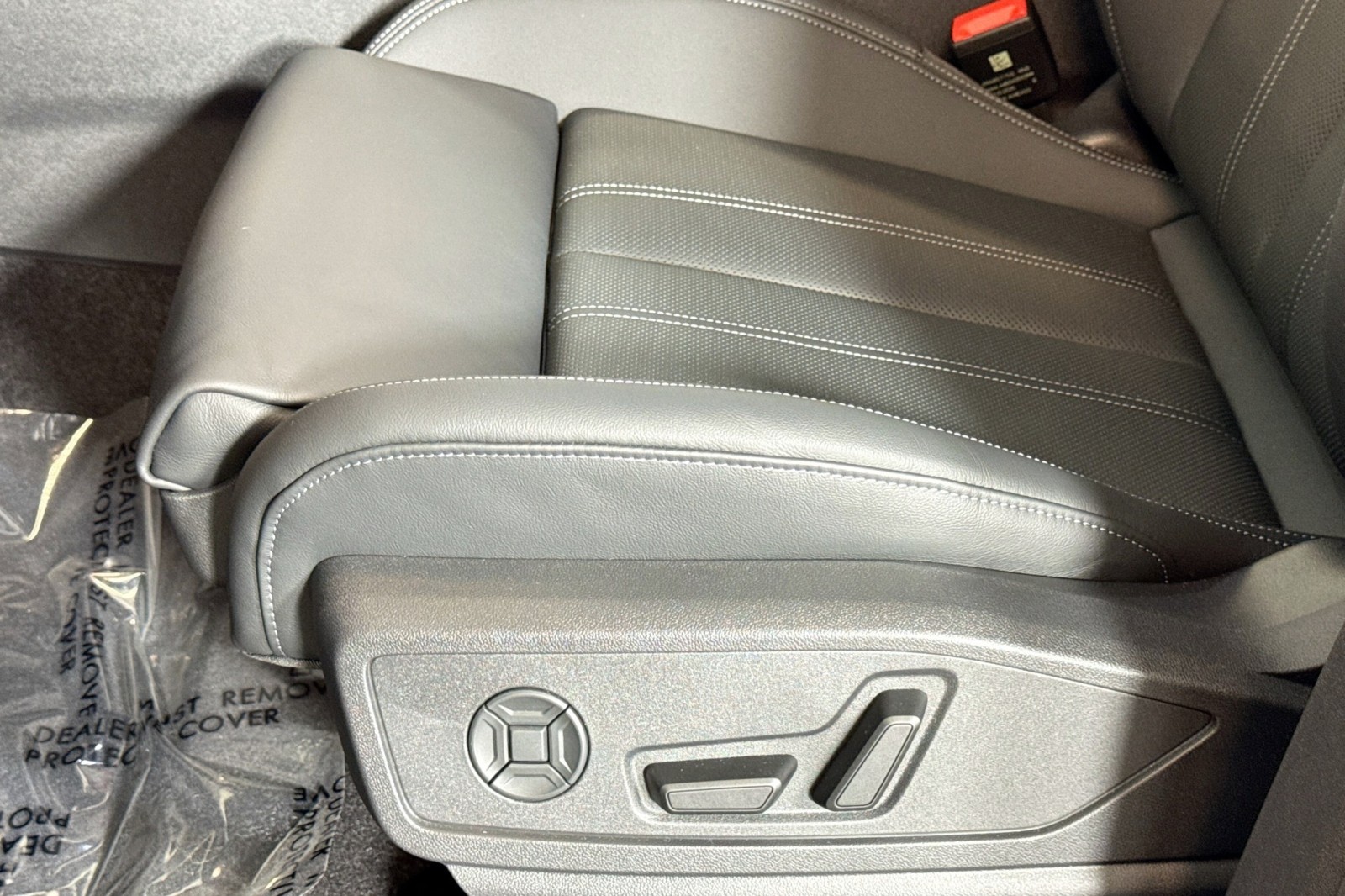 New 2025 Tambora Gray Metallic Audi Premium Plus 2.0 TFSI quattro image 16