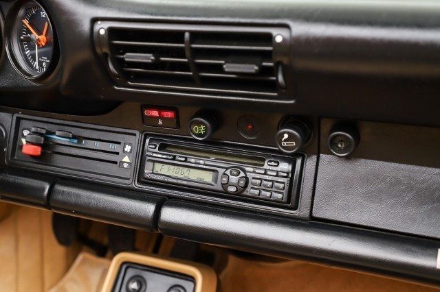 1989 Porsche 911 Carrera Speedster 27