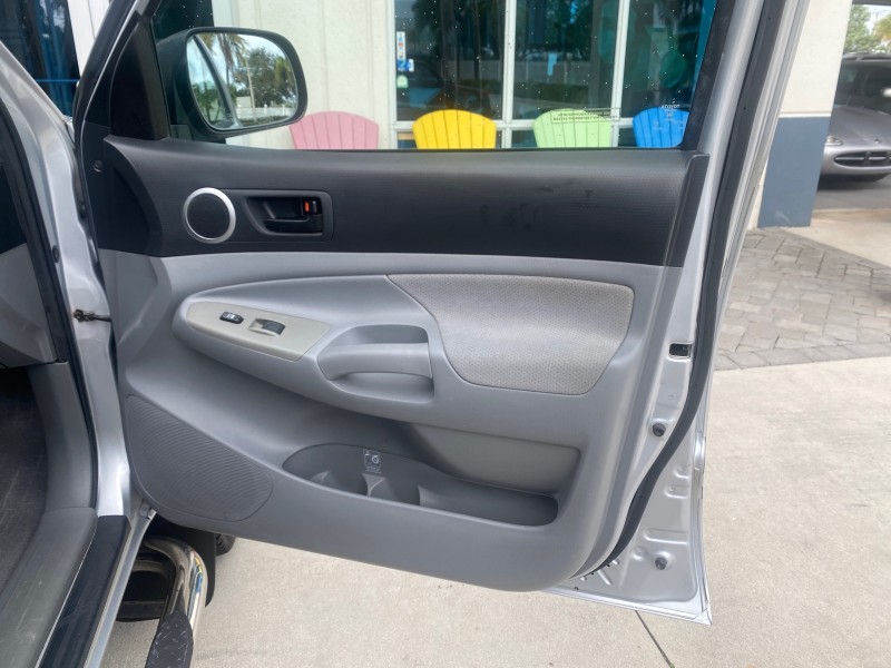 2006 Toyota Tacoma 1 OWNER 4WD CREW CAB in , 